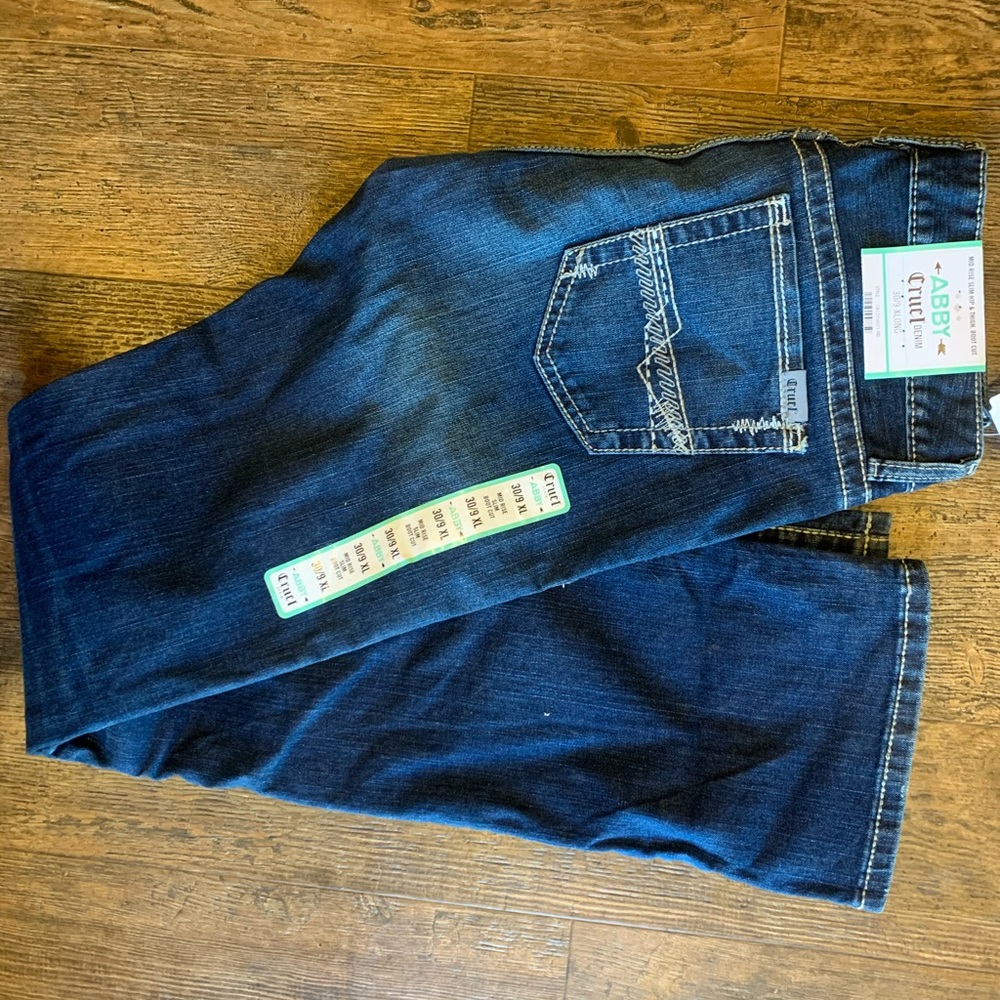 Cruel girl women’s jeans sz 30/9 XLONG